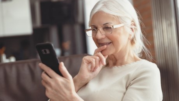 iPhone 11 & Co.: Als neue Generation der Seniorenhandys geeignet?